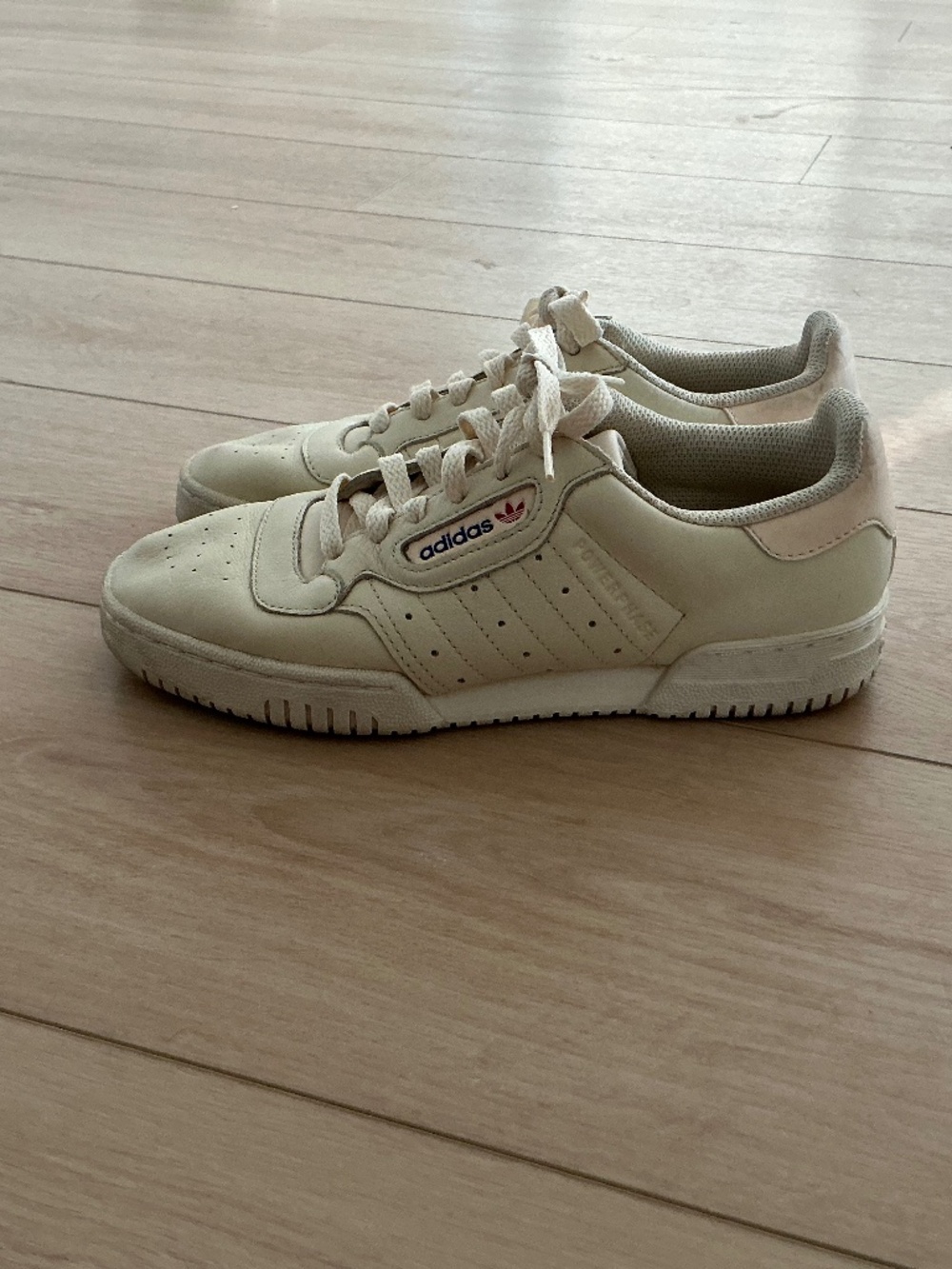 Adidas Powerphase